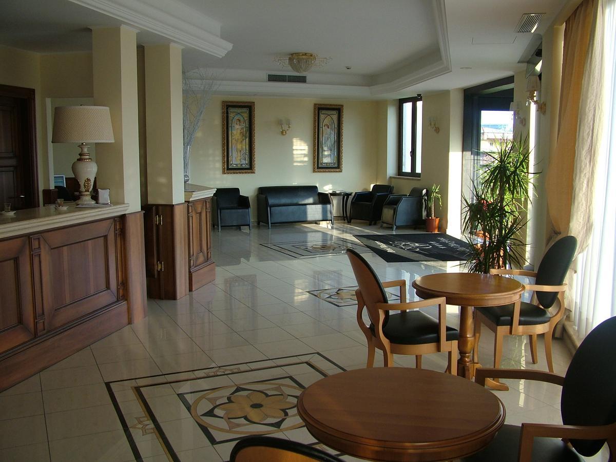 Hotel San Giorgio Crotone Eksteriør bilde